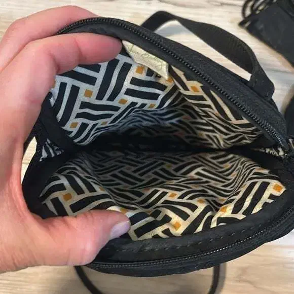 Vera Bradley Black Quilted Mini Hipster - Picture 6 of 6